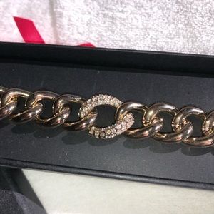 🔥Victoria’s Secret toggle bracelet🔥 One Day Only